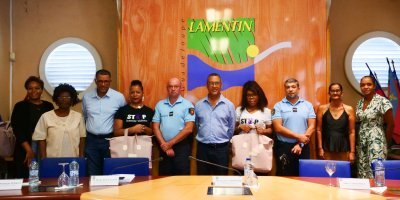 Cérémonie de remise des « Mallettes d'Urgence »