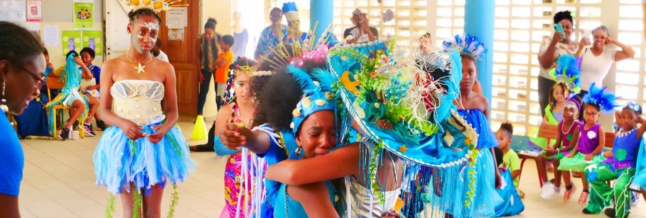 Ambiance carnavalesque dans les écoles de la ville